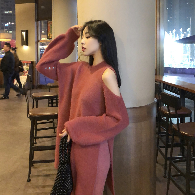 2024秋冬季網紅新款慵懶風仿貂毛漏肩長袖毛衣女中長款外穿