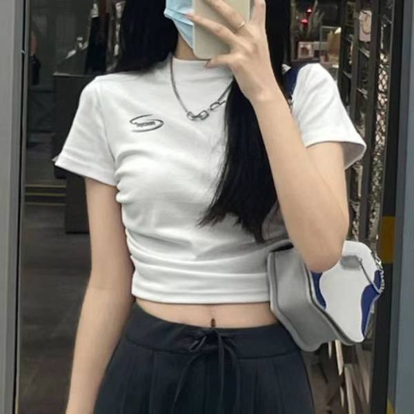夏季新款T恤女設計感小眾字母印花修身辣妹褶皺露臍短款上衣潮