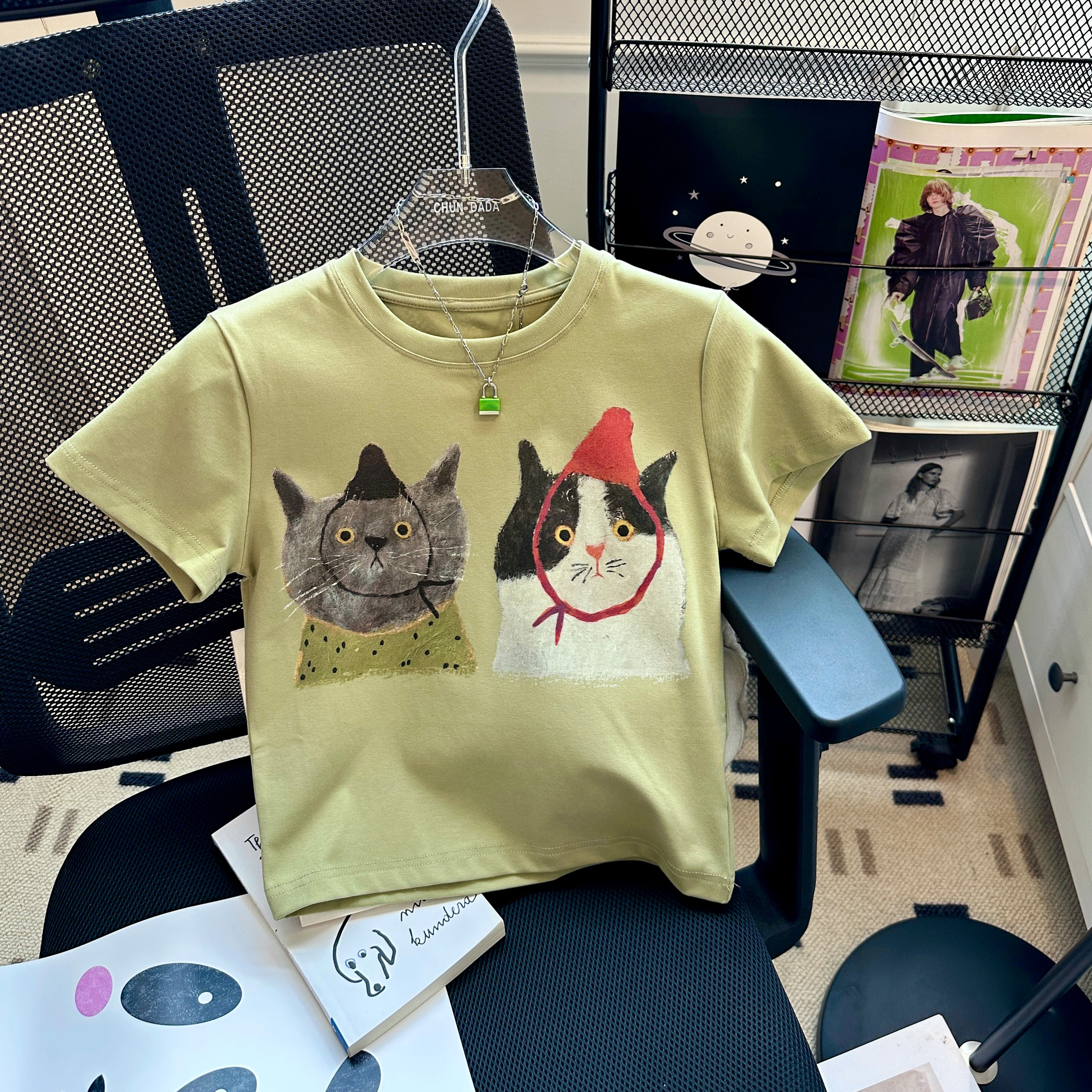 綠色正肩短款t恤女夏季多巴胺穿搭修身辣妹小個子狗狗短袖上衣ins