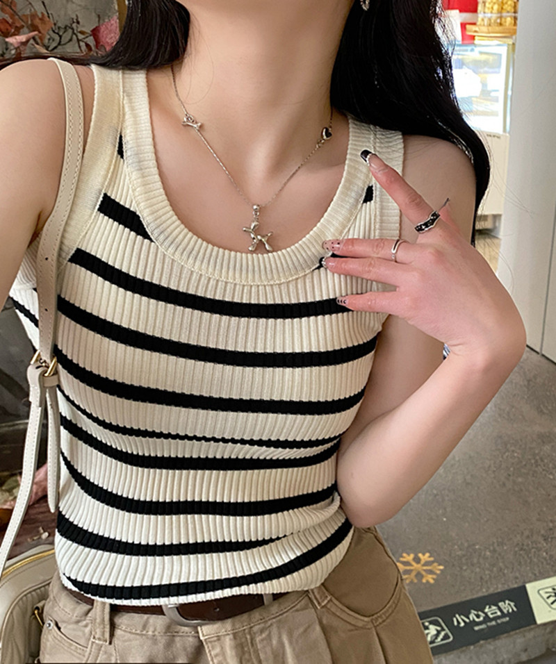 條紋針織背心女2024新款內搭吊帶外穿小眾設計感黑色打底無袖上衣
