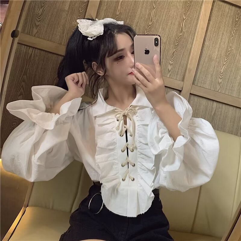 一排扣子復古宮廷風中世紀襯衫袖女套頭荷葉系帶白色綁帶上衣長袖