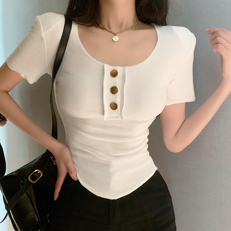 實拍 修身顯瘦純欲T恤上衣女時尚小金扣百搭T恤