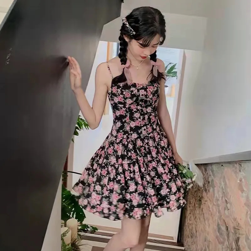 甜欲風碎花吊帶裙子女夏季性感辣妹小個子收腰超仙短裙子