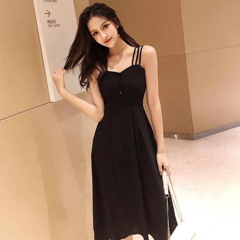吊帶一字露肩背V領顯瘦連衣裙女裝夏潮赫本風小黑裙