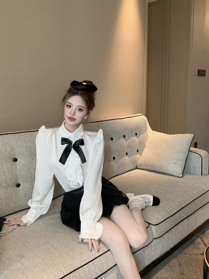 實拍 法式復古宮廷風白色襯衫珍珠扣木耳邊蝴蝶結高級感上衣