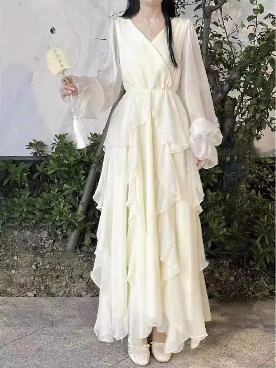 溫柔風法式初戀白色連衣裙春秋季顯瘦垂墜感長仙女裙清純長袖裙子