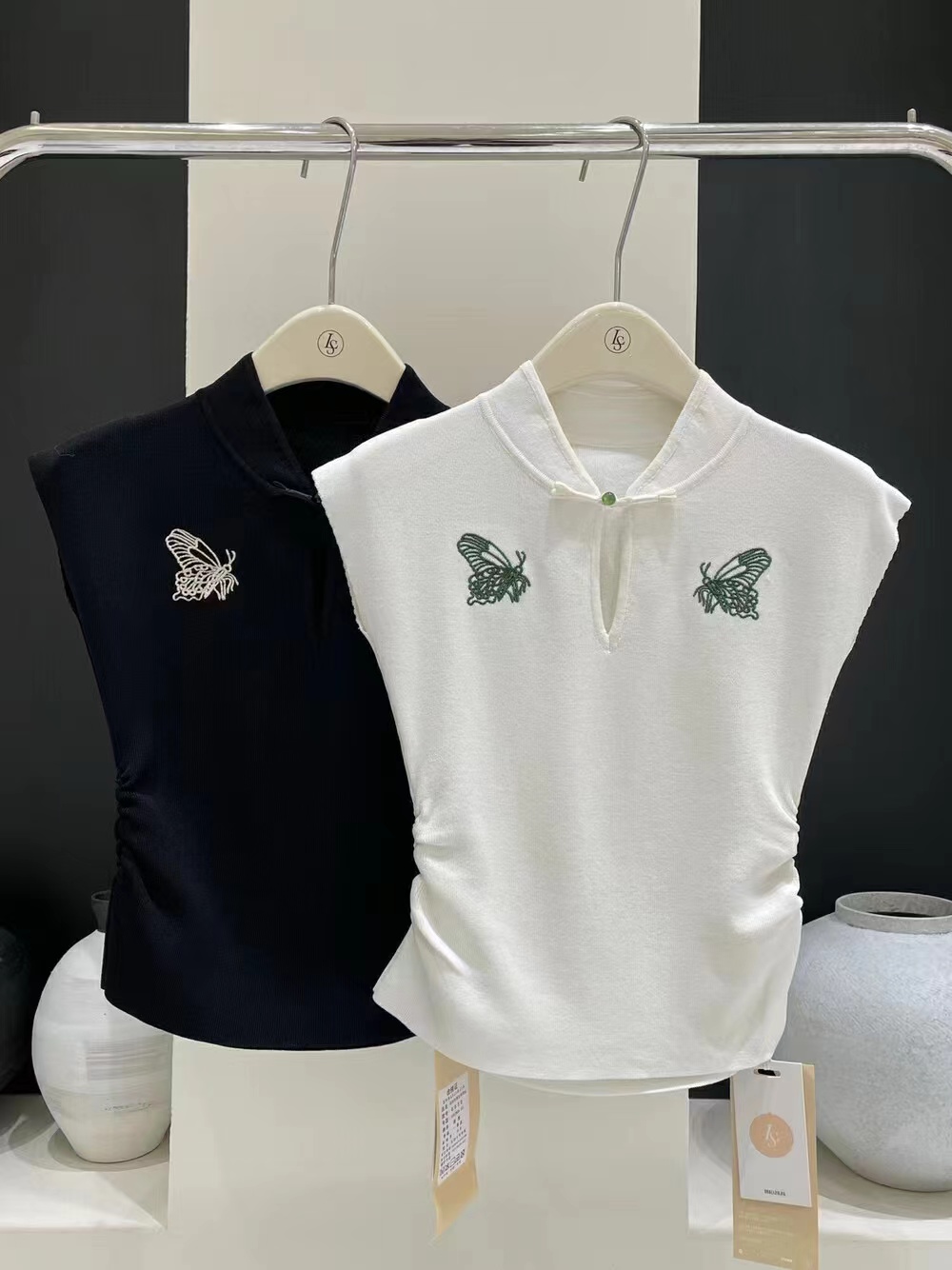 新中式蝴蝶刺繡半高領短袖T恤女修身顯瘦高級感復古國風針織上衣