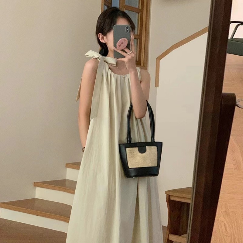 無袖掛脖吊帶連衣裙子女2024新款夏季法式背心沙灘裙海邊度假長裙