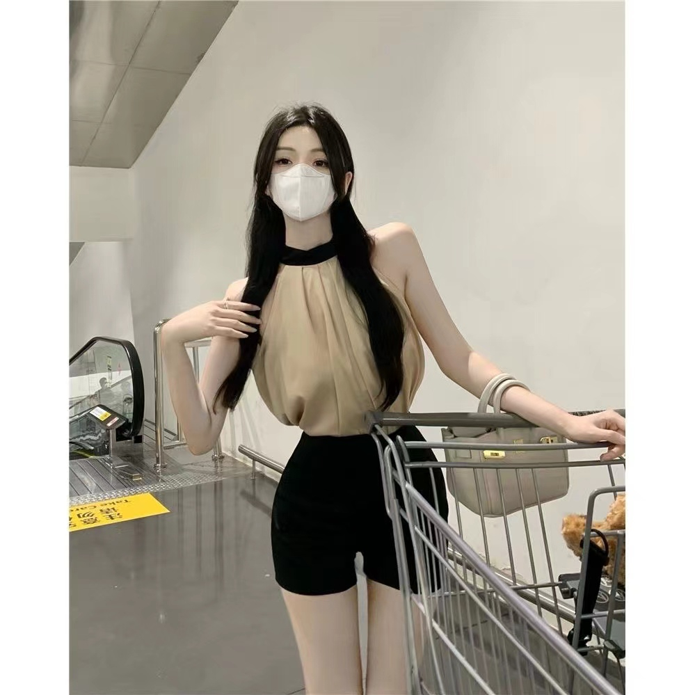 純欲風高級感氣質掛脖露肩吊帶上衣女設計感小眾性感外穿夏季新款