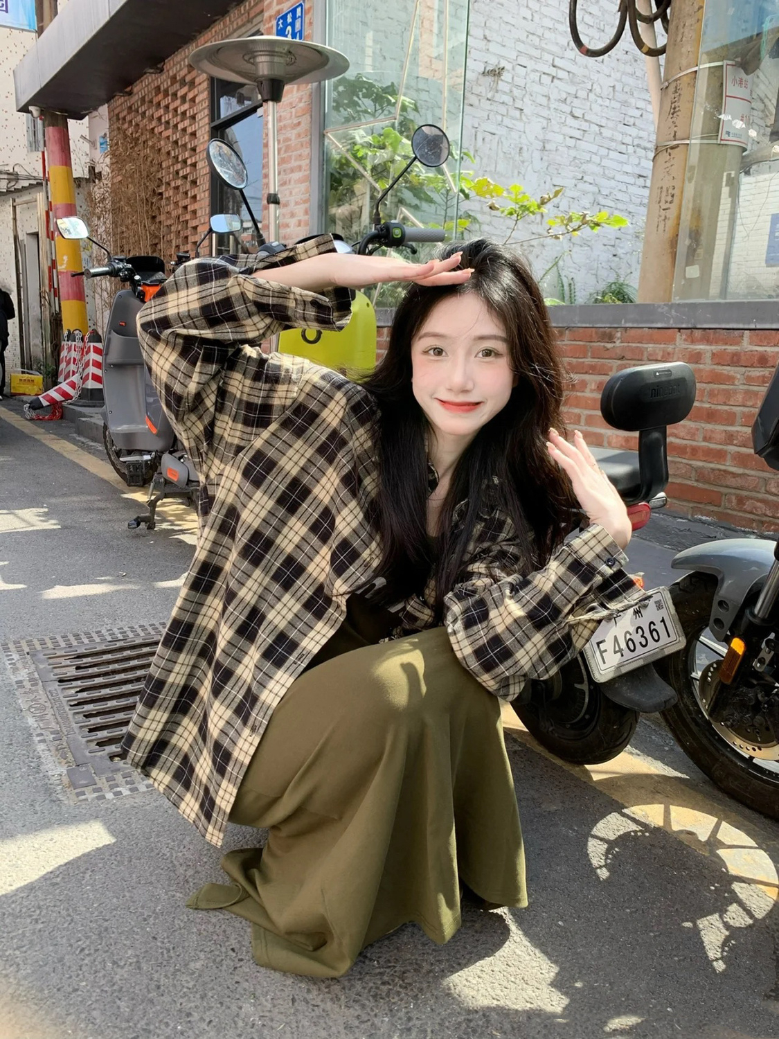 卡其色復古格子長袖襯衫上衣女初秋薄款休閒寬鬆顯瘦外搭防曬開衫