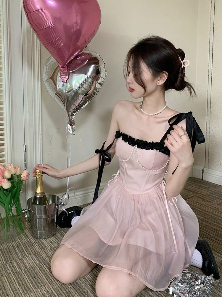 高級感甜辣粉色吊帶連衣裙女裝春夏法式名媛生日小禮裙公主裙裙子