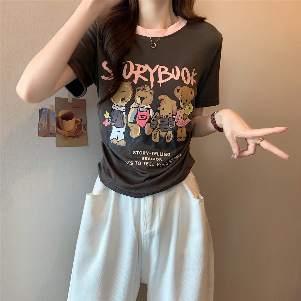 Real shot cartoon print age-reducing plus size women's right shoulder short-sleeved T-shirt summer fat girl covering the flesh irregular top