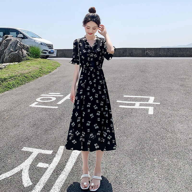 Spring and summer new black loose slimming large size bottoming skirt short-sleeved retro strappy floral pleated chiffon dress