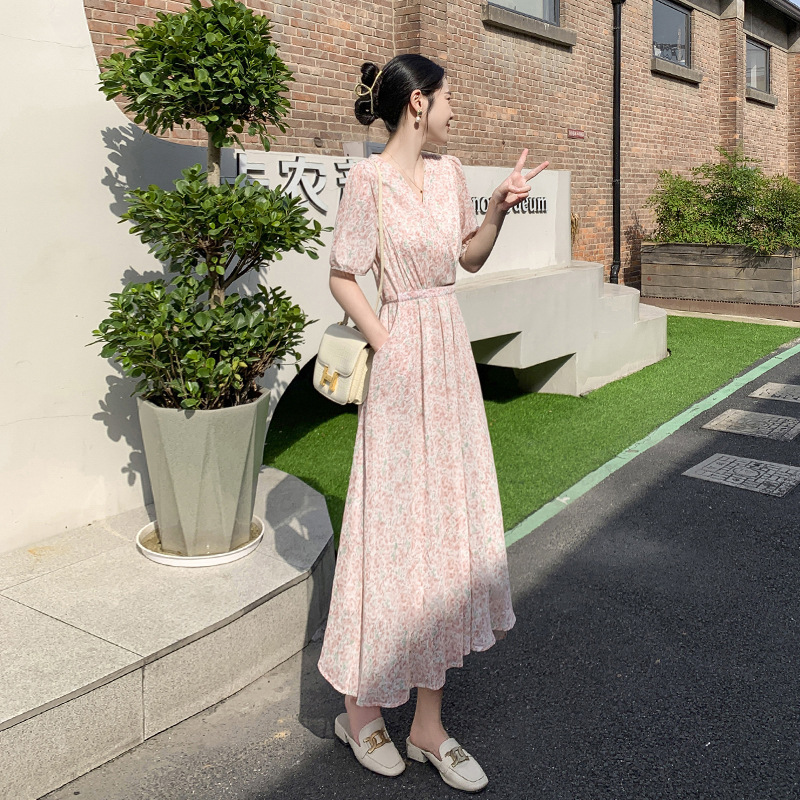 小姐姐泡泡辣妹性感方領雪紡連衣裙中長款韓版女士開叉碎花休閒