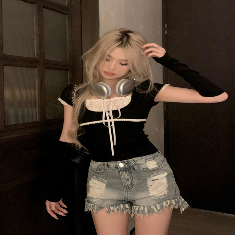 方領蕾絲拼接T恤女春裝新款黑色短款短袖修身內搭打底衫上衣