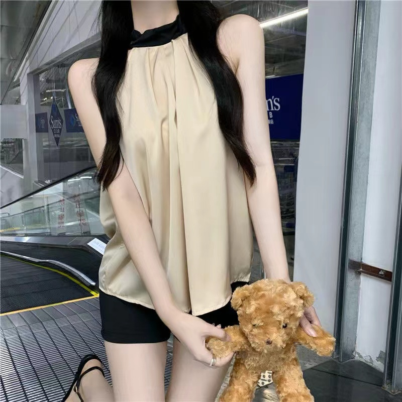Pure lust style, high-end temperament, halter neck, off-shoulder suspender top, women's design, niche sexy outerwear, new summer style