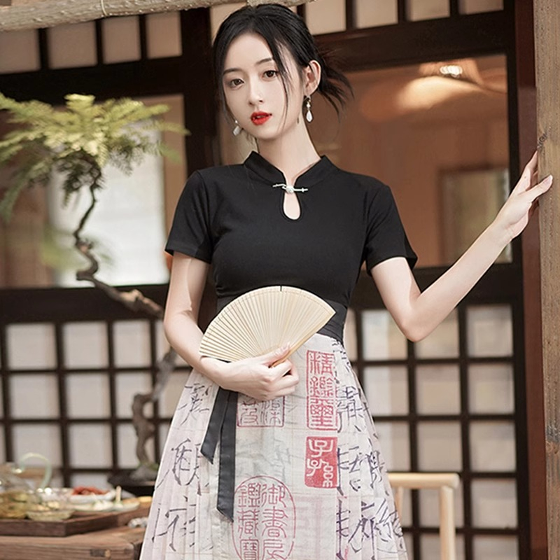 Design niche improved cheongsam Chinese style top black right shoulder short sleeve t-shirt for women spring and summer