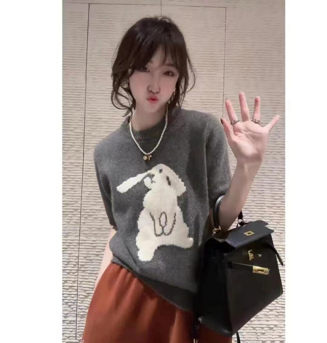 紅色本命年兔子毛衣女春新款洋氣溫柔修身顯瘦高級感短袖針織上衣