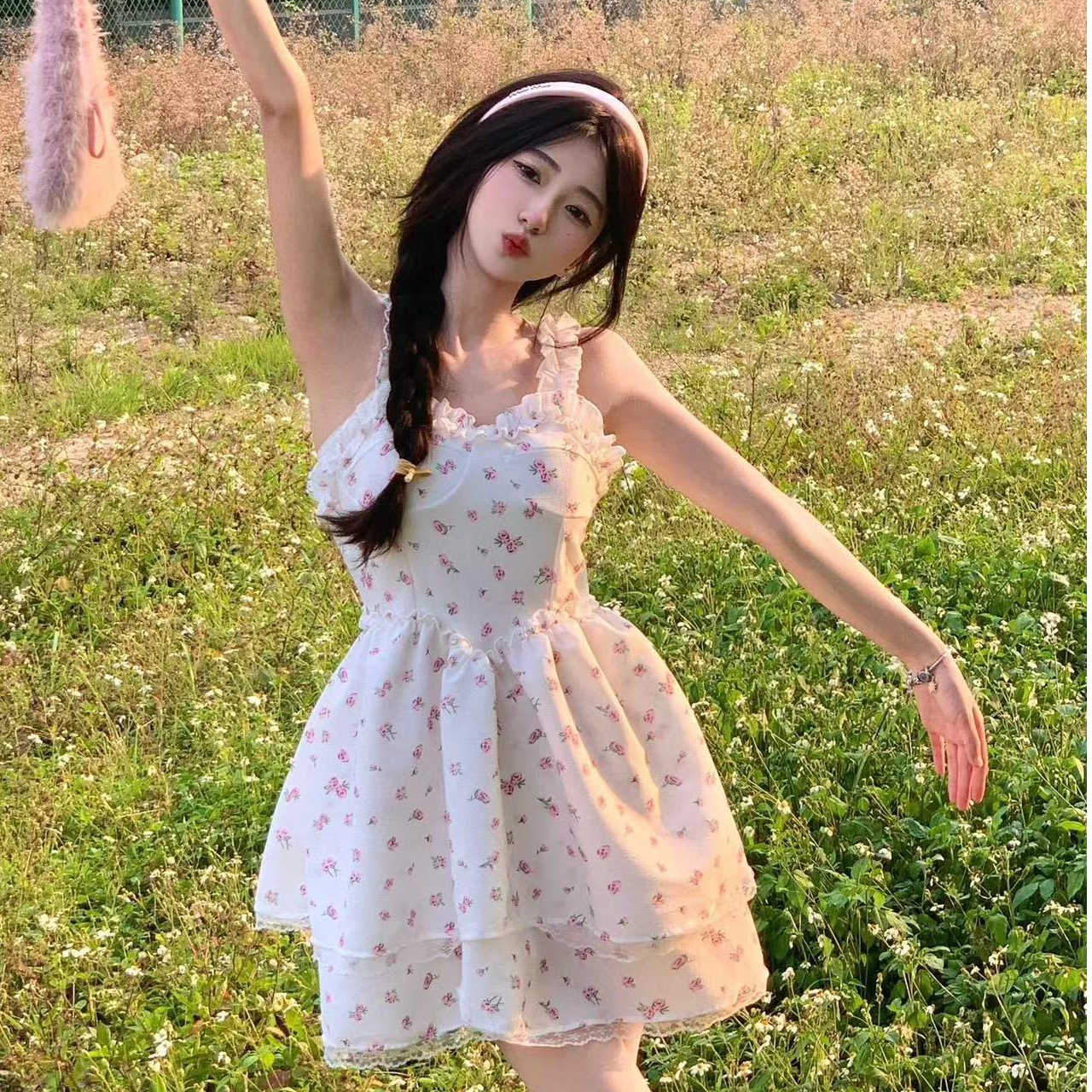 2024夏季新款純欲風吊帶裙高腰顯瘦氣質甜美少女蓬蓬連衣裙a字裙