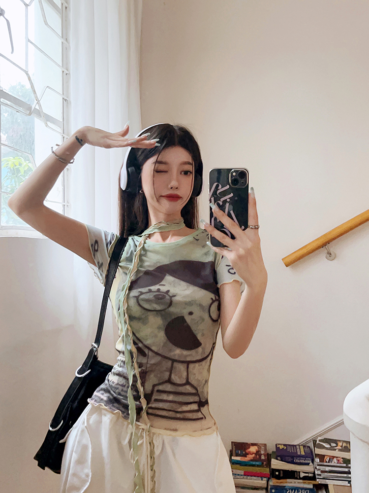 實拍小眾甜酷辣妹印花雙層網紗短袖T恤女修身顯瘦彈力短上衣