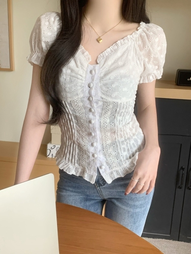 Real shot of palace-style petite gentle lace puff-sleeved shirt for women slimming slim short-sleeved shirt sweet top