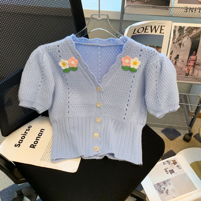 刺繡小花朵v領泡泡袖針織開衫夏季設計感小眾勾花鏤空短款上衣女