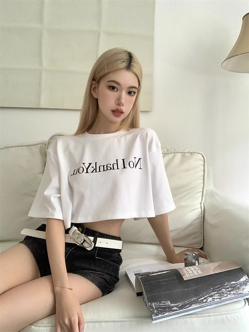 韓版慵懶風短款黑色短袖上衣女夏季寬鬆套頭高腰字母印花顯瘦T恤