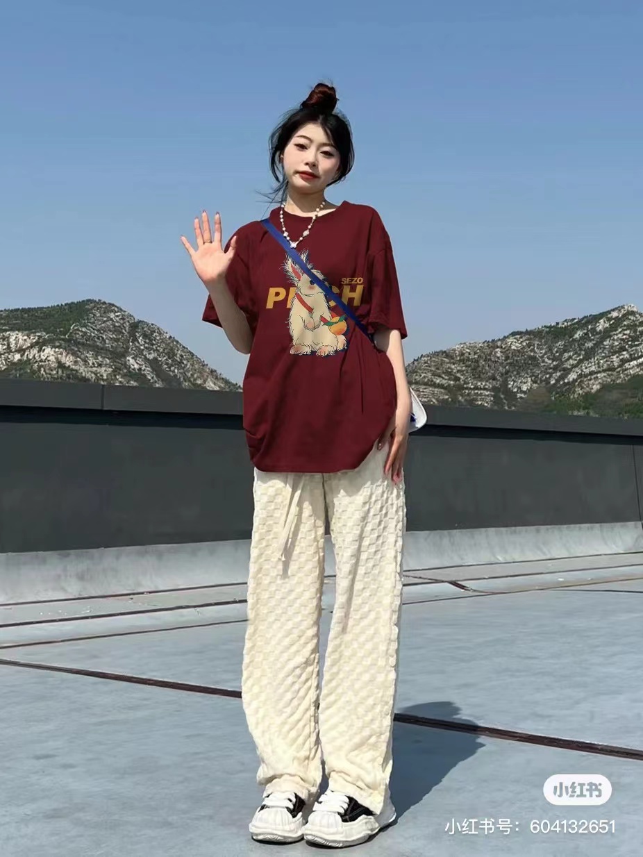 220克精梳緊密賽洛 可愛卡通龍字母印花短袖T恤女