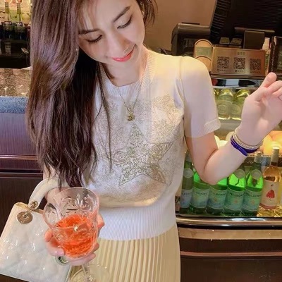 魚兔子的兔子冰絲針織衫女重工刺繡針織上衣女夏季短款上衣 洋氣