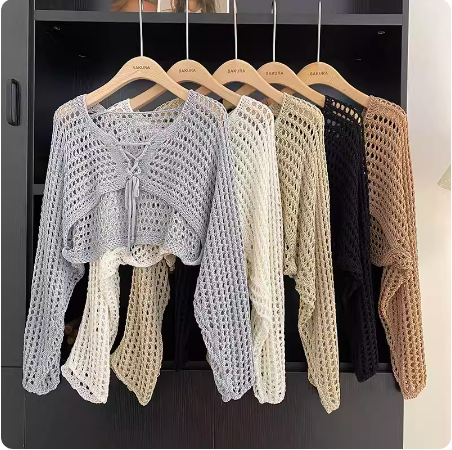 Hollow lace short slim pullover sweater for women autumn new Korean style versatile slimming bodysuit