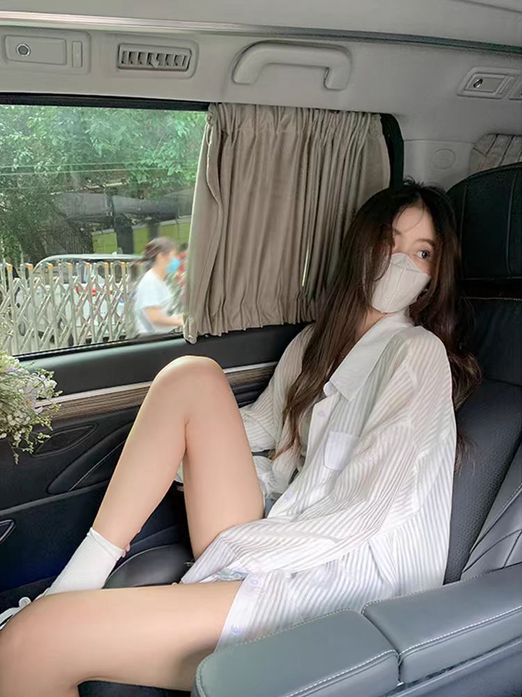曾小咸慵懶風長袖上衣女寬鬆夏季薄款防曬空調外套白色豎條紋襯衫