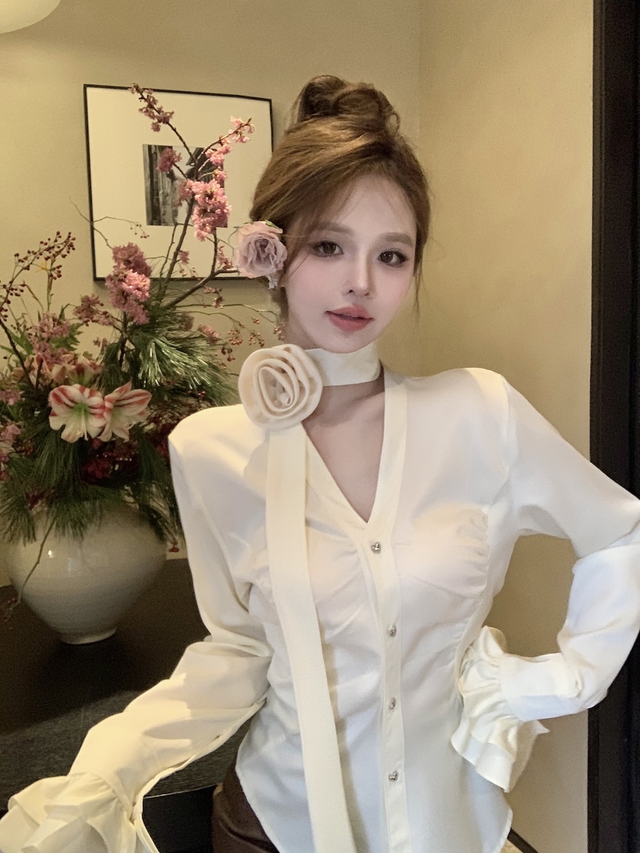 實拍 春季喇叭袖高級感襯衫緞面修身飄帶山茶花襯衣