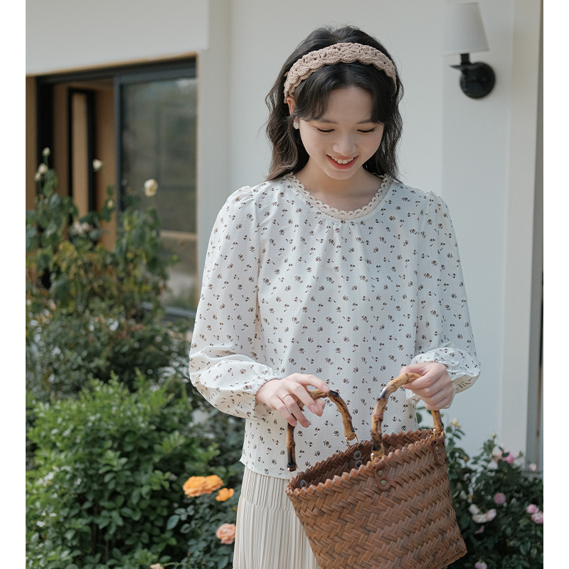 實拍2024春季新款碎花拼蕾絲碎花雪紡衫上衣女小清新襯衫