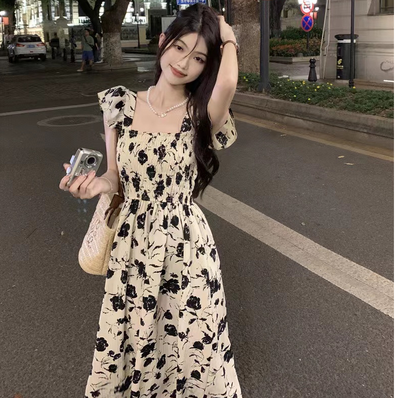 Super fairy dress 2024 summer new style small flying sleeves sweet temperament gentle style French floral mid-length skirt
