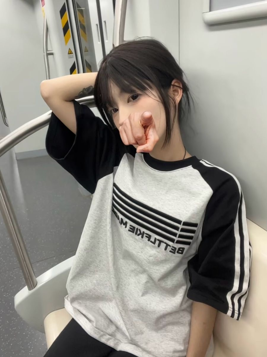 前後刺秀羅紋領口純棉200克精梳緊密賽絡紡短袖t恤女
