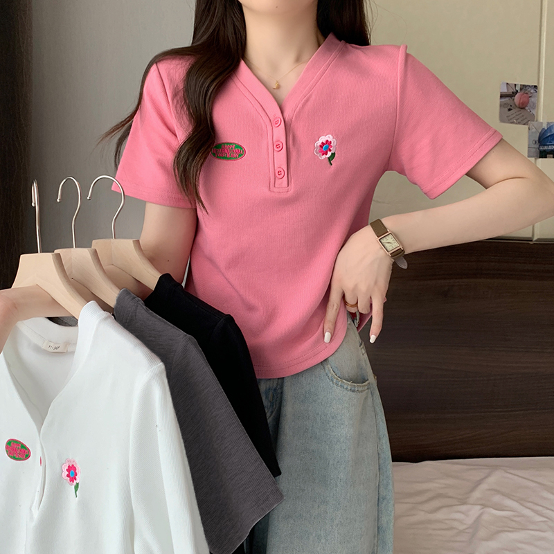 實拍2024夏裝新款胖mm時尚百搭顯瘦刺繡小花短袖圓弧擺T恤上衣潮