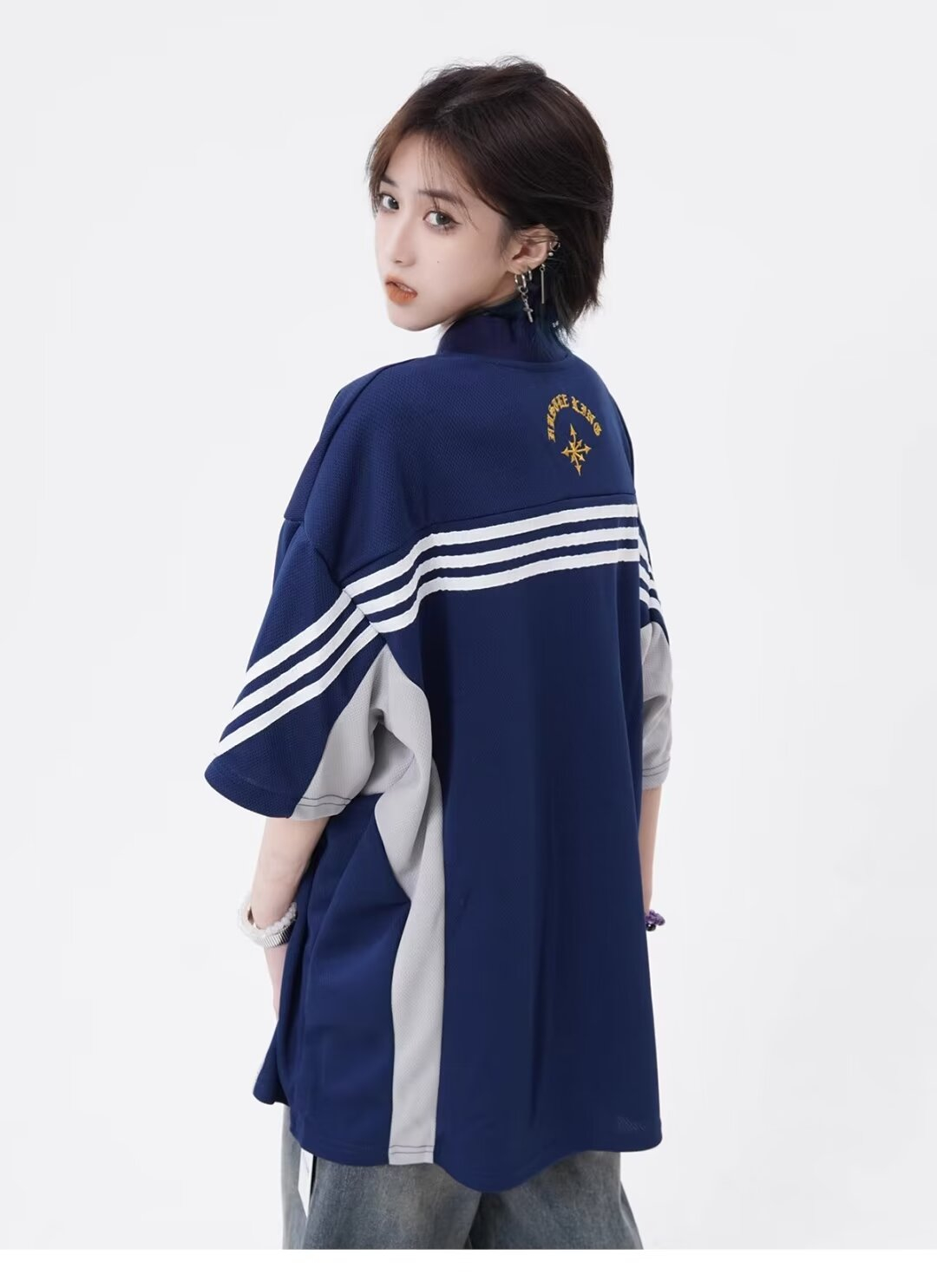 設計感小眾2024夏季新款美式復古V領拼接短袖女寬鬆百搭半袖球衣