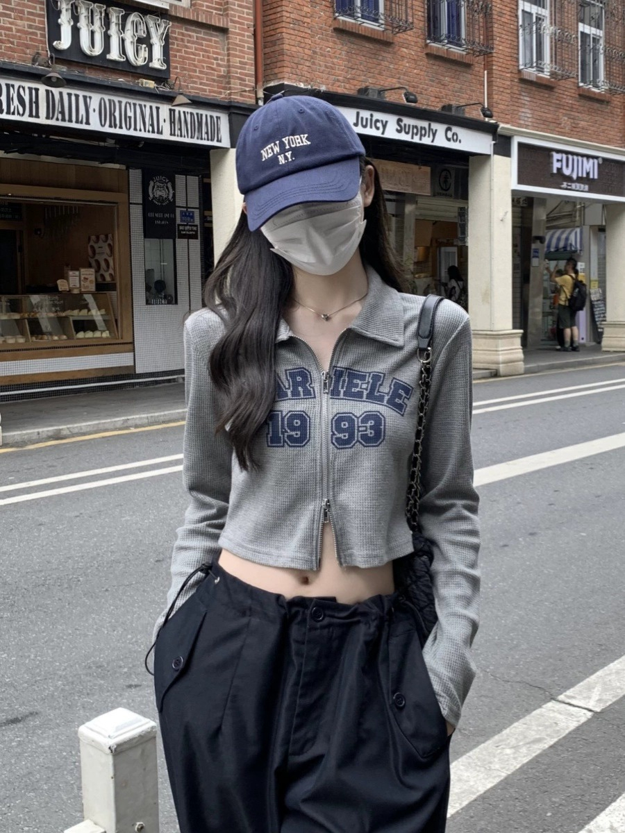 復古字母印花長袖拉鏈T恤女早秋修身顯瘦短款露臍上衣潮