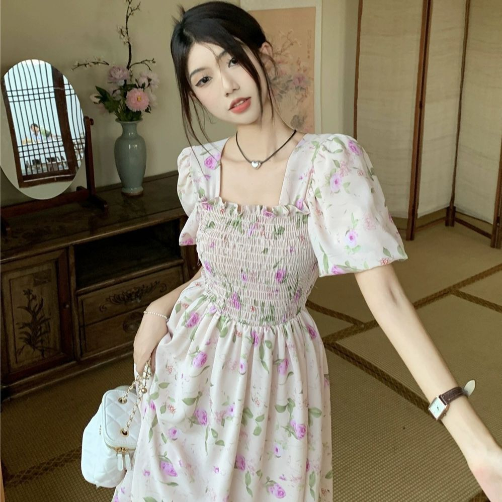 法式碎花連衣裙女夏季2024新款溫柔英倫風休閒收腰方領泡泡袖長裙