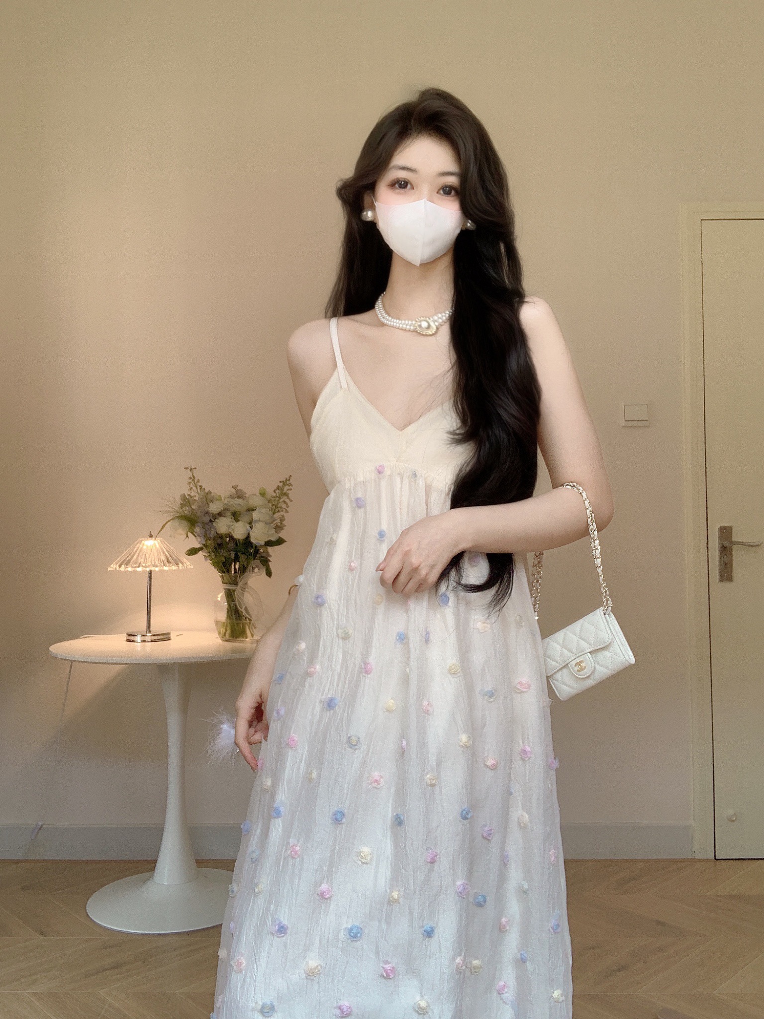 實拍絕美吊帶連衣裙夏季甜美設計感法式長裙海邊度假顯身材