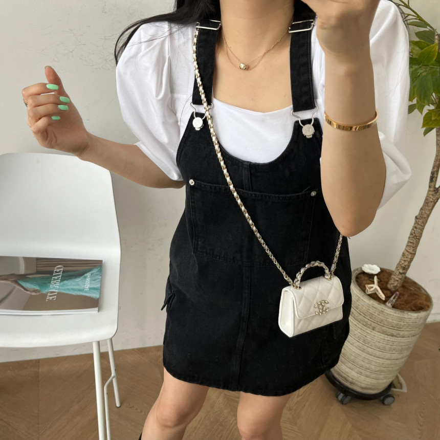 U型工裝吊帶黑色背帶連衣裙