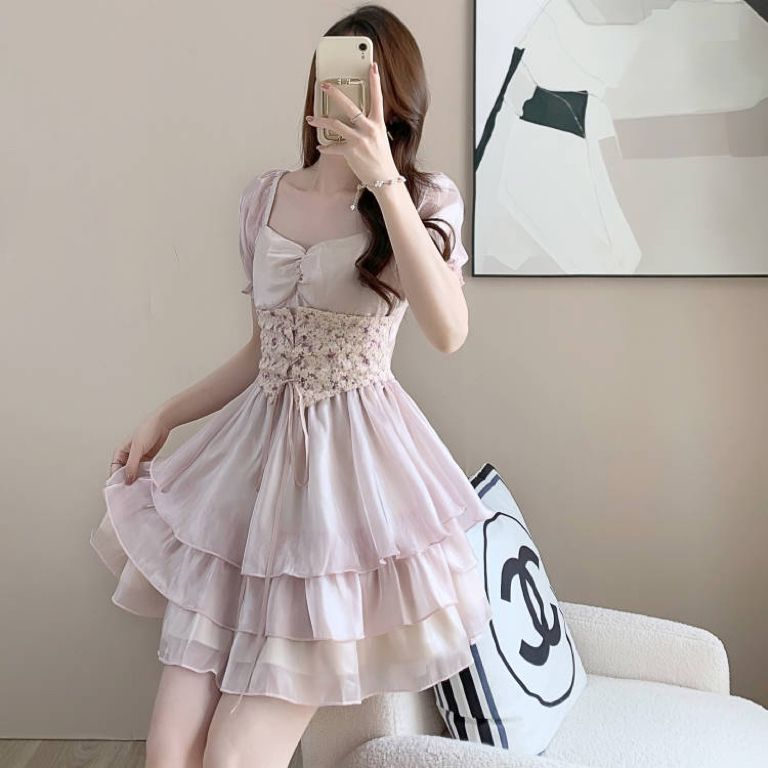 法式甜美泡泡袖連衣裙女夏季高級感氣質蓬蓬裙收腰顯瘦小個子短裙
