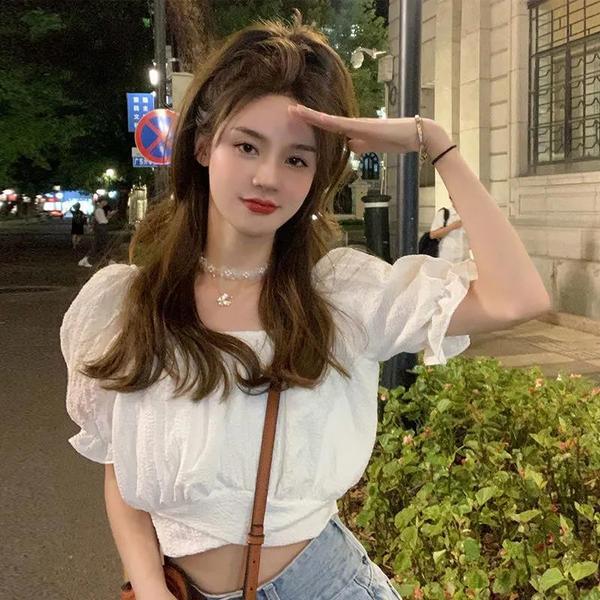 白色短款泡泡袖法式別致上衣女裝夏季短袖設計感襯衫