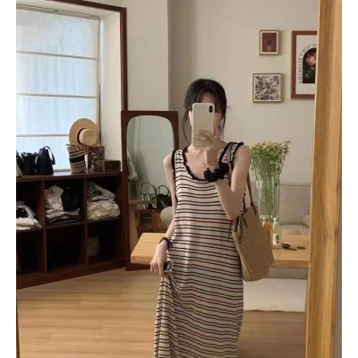 法式無袖木耳邊背心連衣裙子女夏季2024新款寬鬆顯瘦氣質吊帶長裙