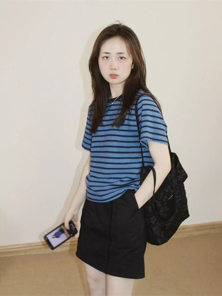 美式復古正肩黑藍條紋上衣女夏小個子體恤設計感小眾寬鬆短袖t恤