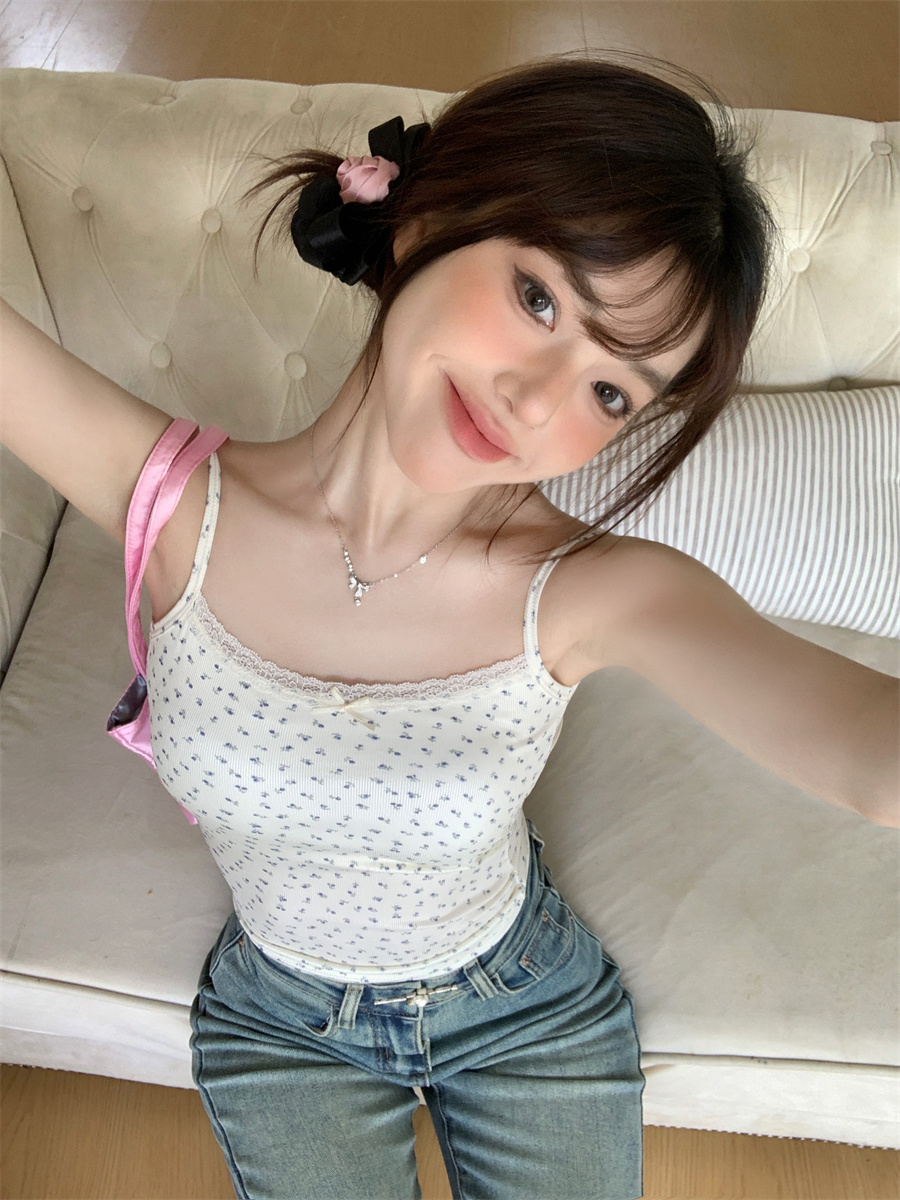實拍可愛甜美純欲外穿內搭碎花小吊帶夏季修身顯瘦打底上衣