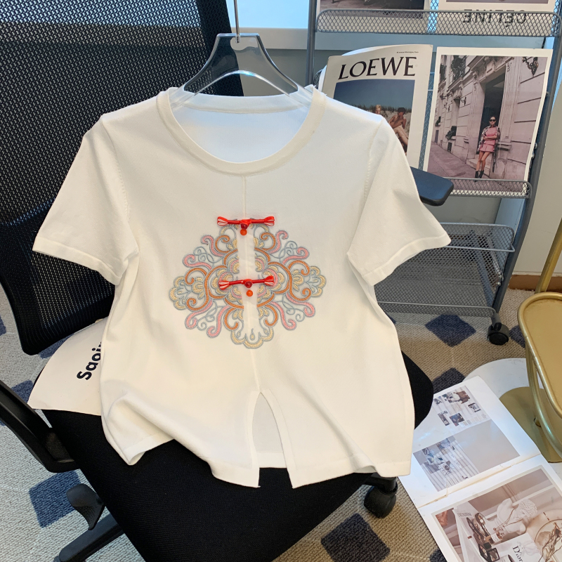 夏季重工刺繡圖案寬鬆褶皺上衣女白色高級感針織不規則百搭打底衫