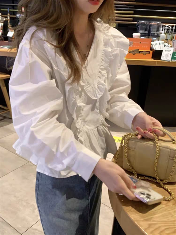 春裝新款娃娃領木耳邊襯衫女設計感法式小眾別致上衣女短款娃娃衫