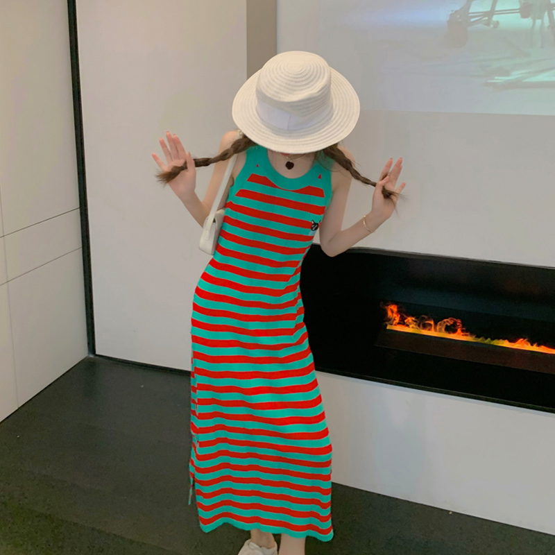 Summer new women's clothing Internet celebrity striped knitted suspender dress design niche sleeveless vest dress