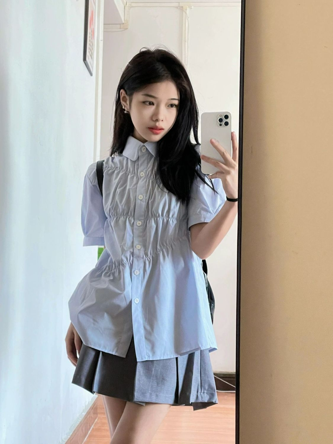 藍色短袖襯衫女夏季學院風甜美寬鬆純色襯衣韓系高級感褶皺上衣潮